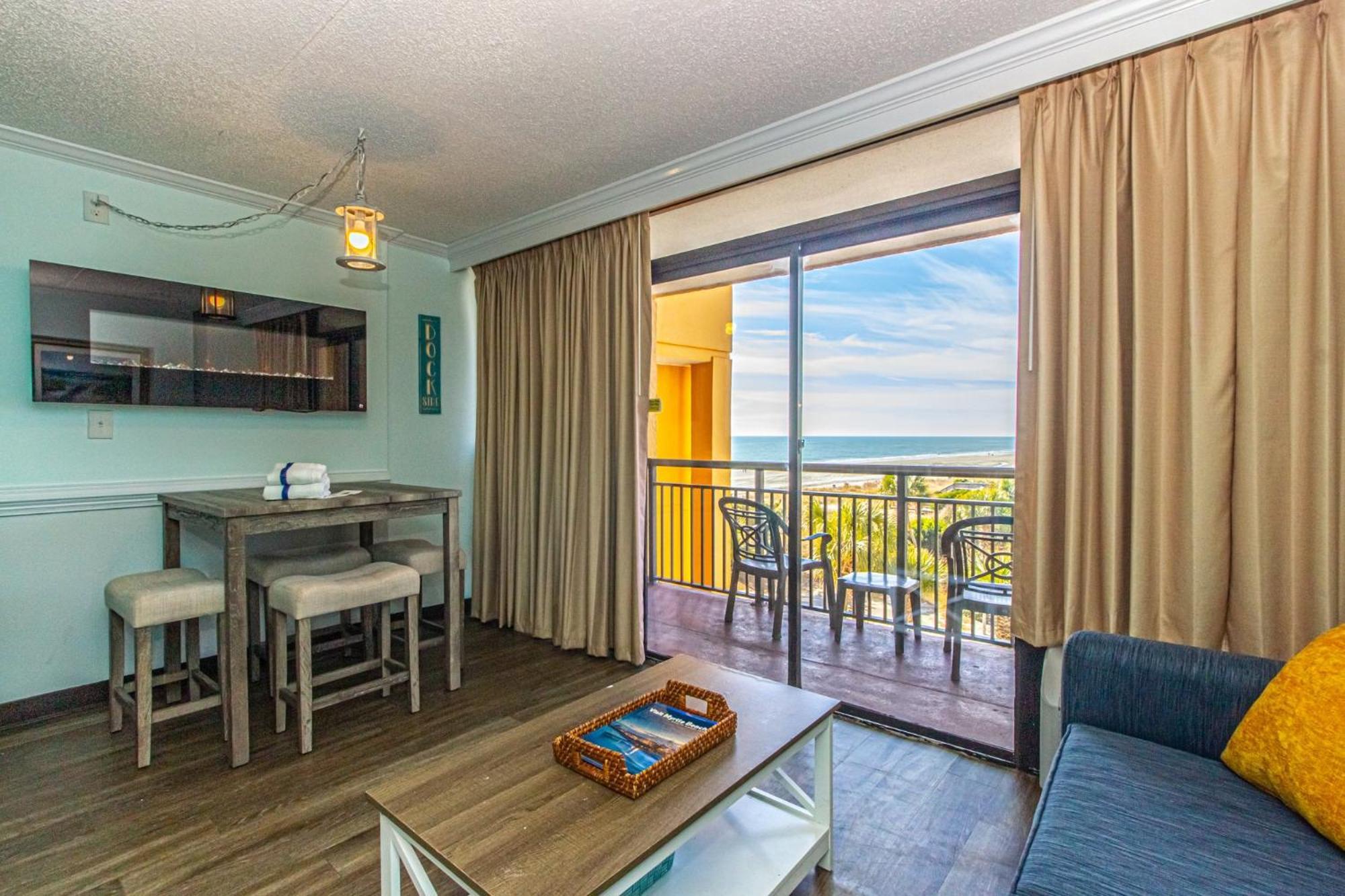 Oversized Ocean View Queen Suite With Beautiful Fireplace And Accents - Sleeps 4 Guests! شاطئ ميرتل الغرفة الصورة