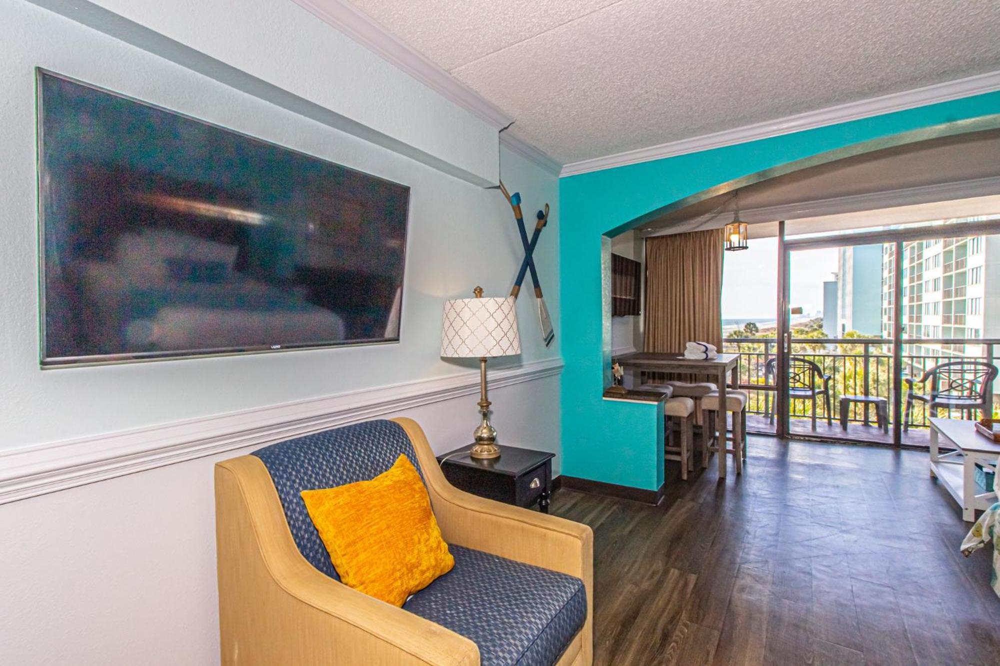 Oversized Ocean View Queen Suite With Beautiful Fireplace And Accents - Sleeps 4 Guests! شاطئ ميرتل الغرفة الصورة