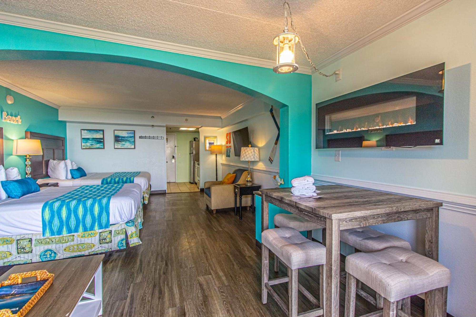 Oversized Ocean View Queen Suite With Beautiful Fireplace And Accents - Sleeps 4 Guests! شاطئ ميرتل الغرفة الصورة